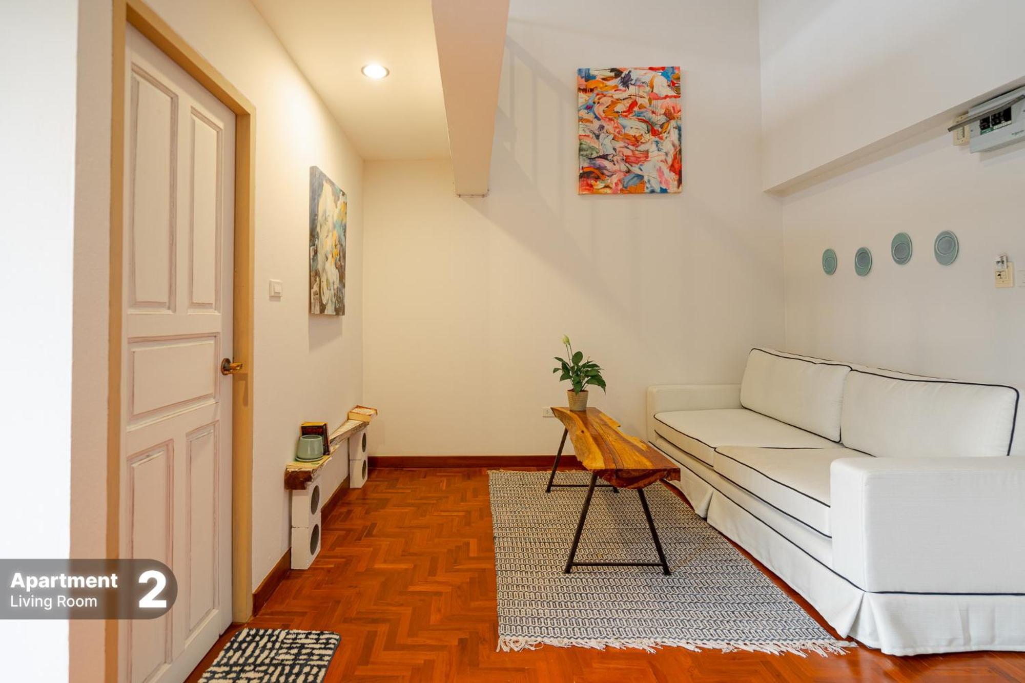 Gallery House Old Town - Groups & Families Holiday home *